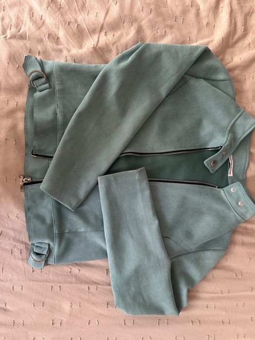 Ефектни велурени сака