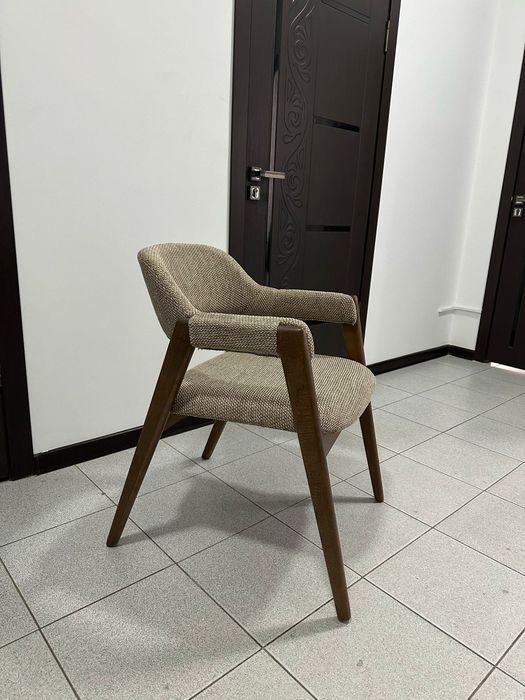 Столы стулья для конференц  зала