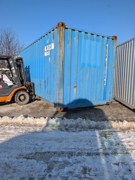 Vând containere maritime de 6m 2 bucati