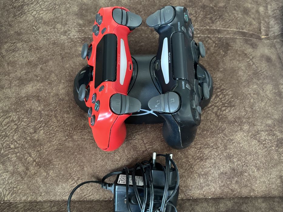 Ps4 1TB с 4 контролера и зареждаща станция +12 игри