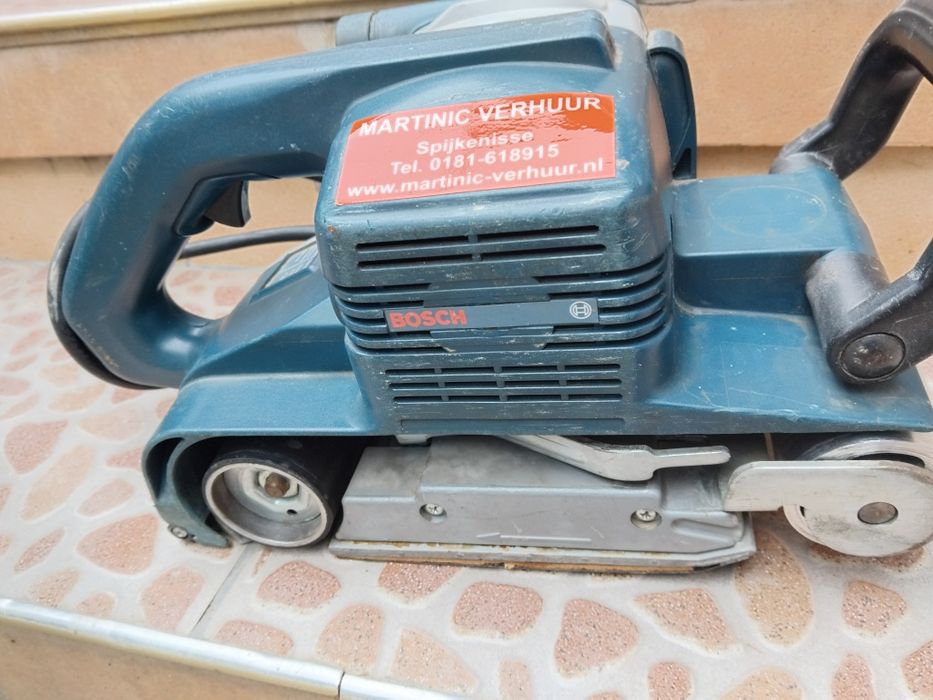 Bosch Professional Лентов Шлайф 1200Wata