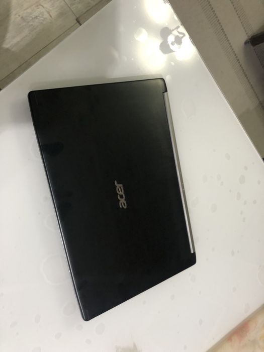Лаптоп Acer A715 71G-73Q8