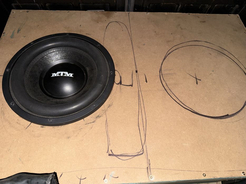 MTM Audio 2-Series W212D2 v2 и улсилвател thunder