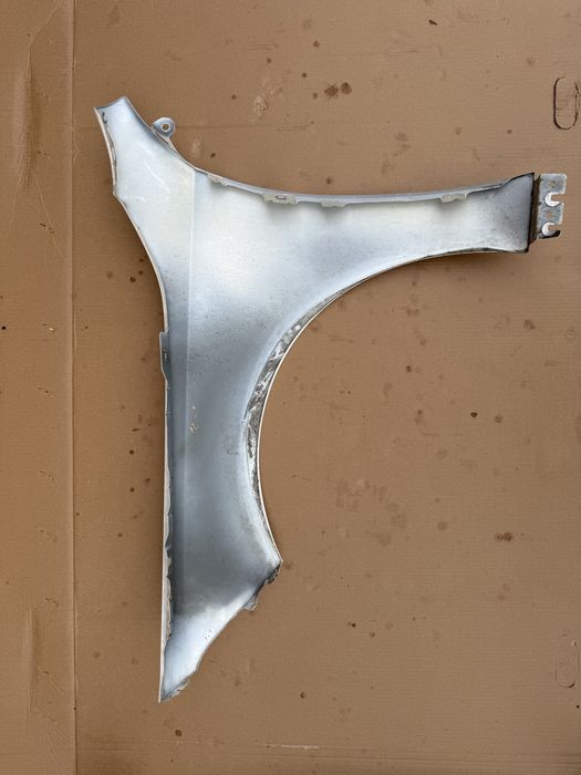 Калник Mercedes A-class W177-2023