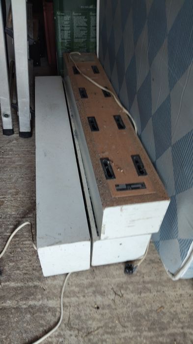 Boxe înalte cu 4 difuzoare