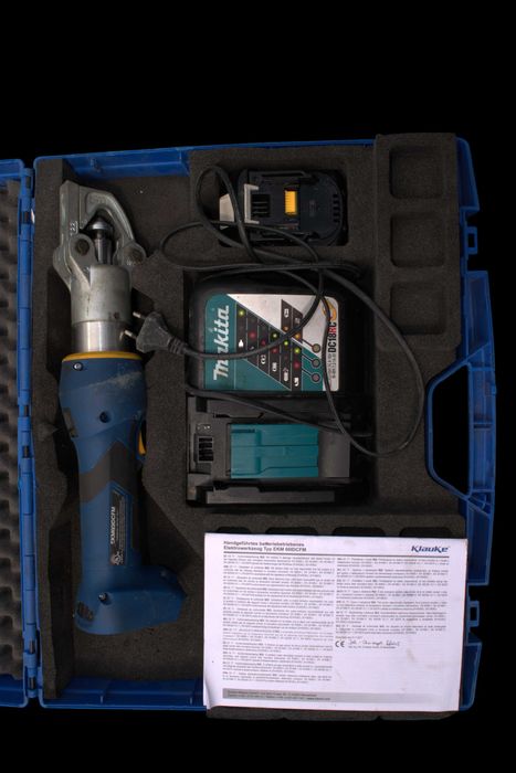 Presa electrică de sertizat Klauke EKM 60iDCF