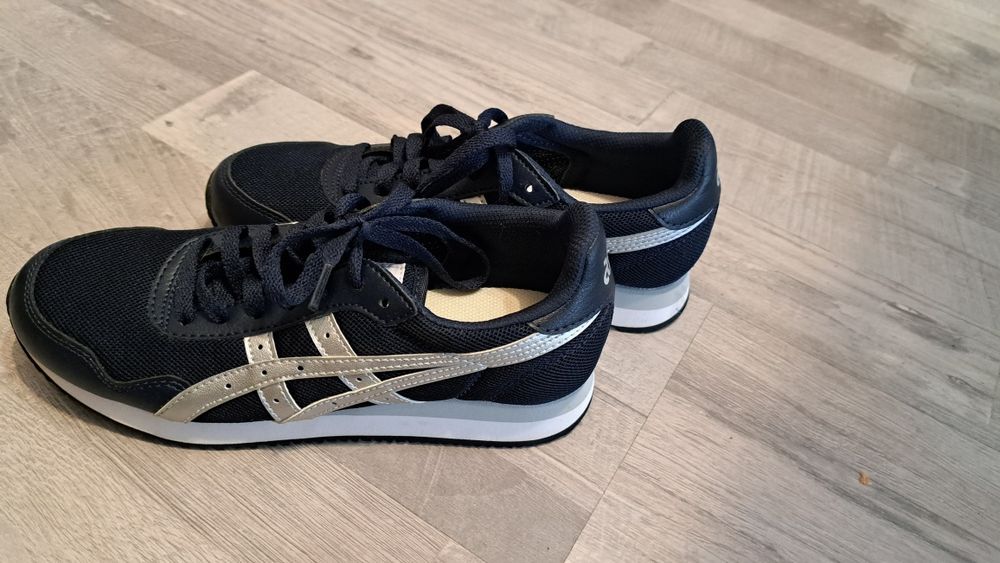 Дамски маратонки Assix