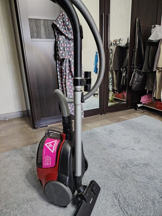 Продам пылесос Philips