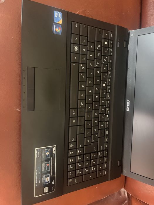 Leptop Asus P52F