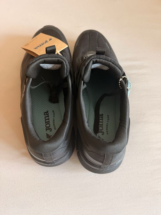Маратонки Joma..
