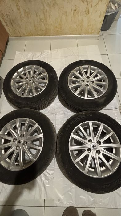 Комплект колёс с дисками, в отличном состоянии