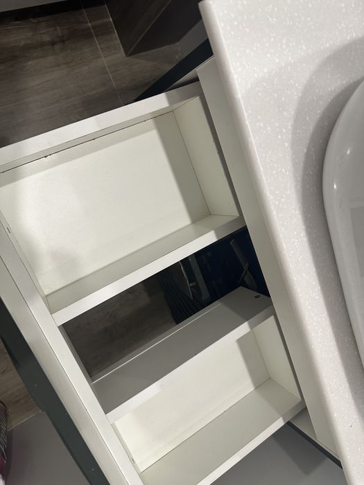 Раковина с тумбой