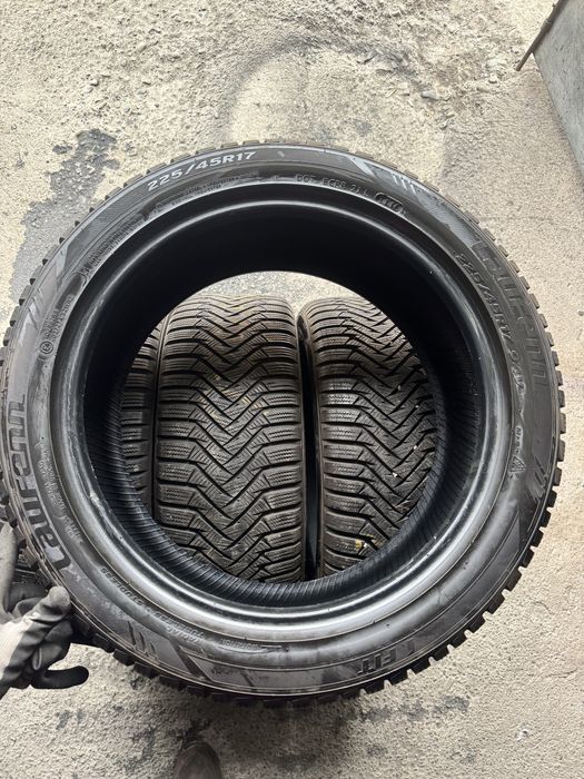 225/45/17 M+S , Set LAUFENN , stare excelenta !