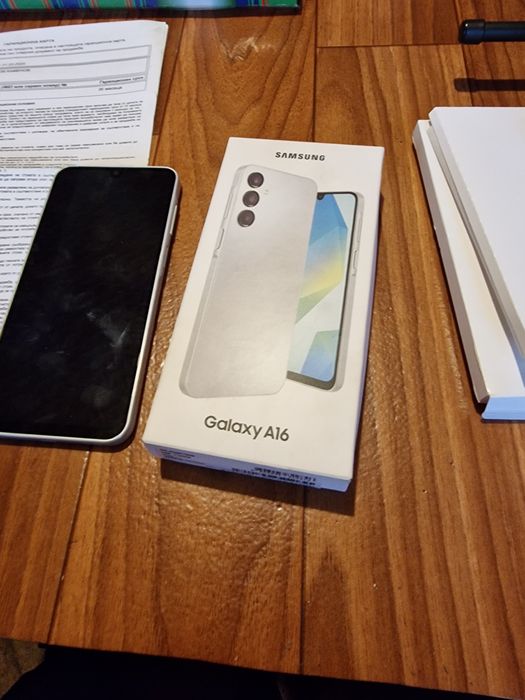 Чисто нов във гаранция Samsung a 16