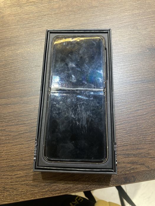 Galaxy Z flip3 5g