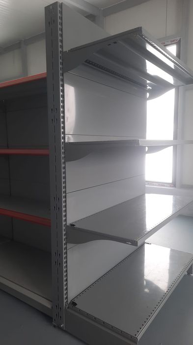 Lichidare stoc rafturi magazin noi