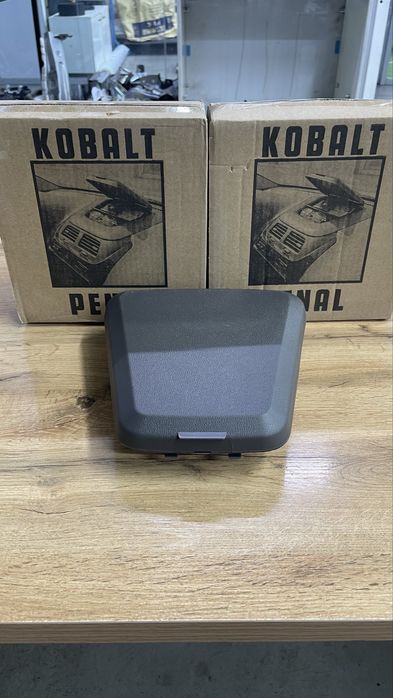 Бардачек на панель Кобальт