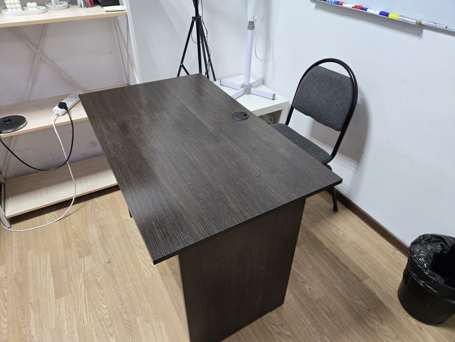 Продам офисную мебель