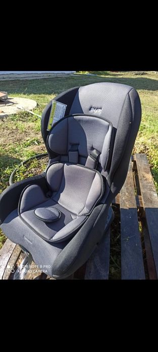 Продам новое детское автокресло
