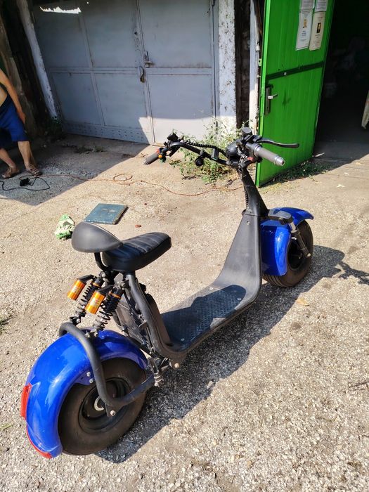 Продавам електрически Скутер Харли