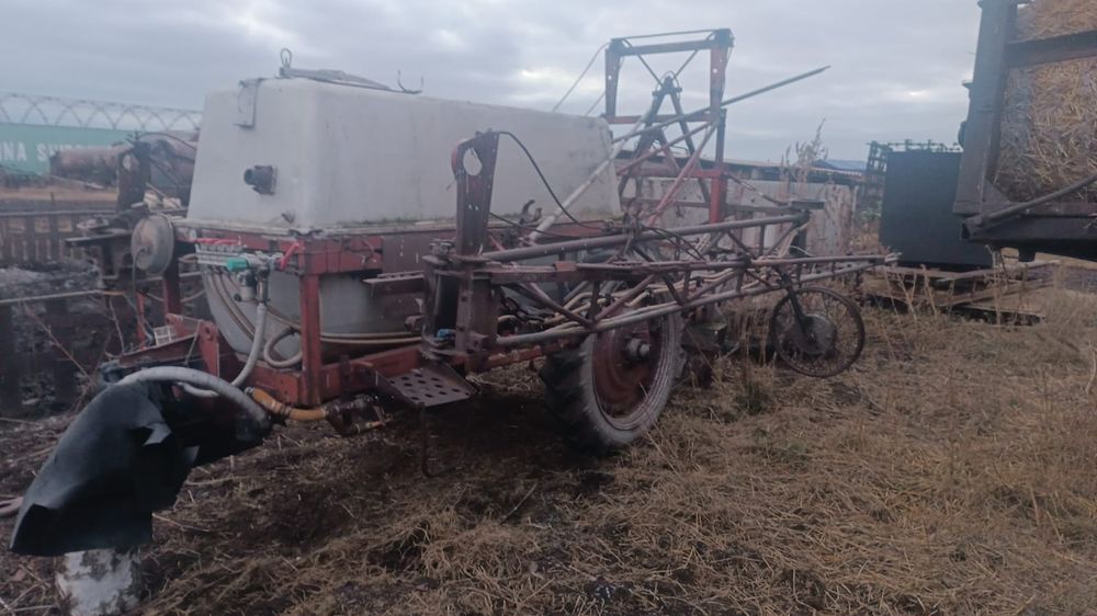 Опрыскиватель оп-2000