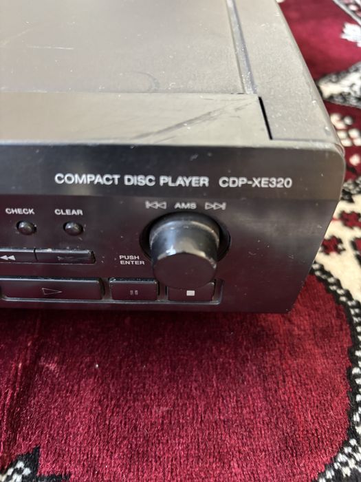 Проигрыватель CD дисков Sony CDP-XE320