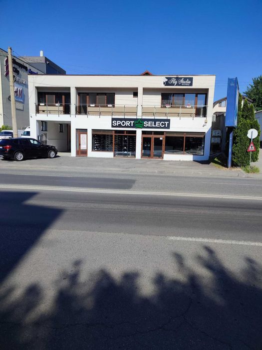 Inchiriez spatiu comercial in zona Mall