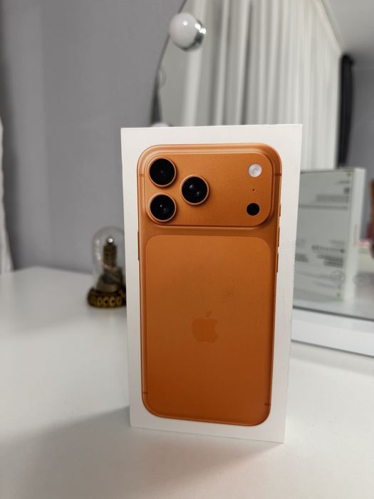 iPhone 17 PRO MAX 512GB Cosmic Orange