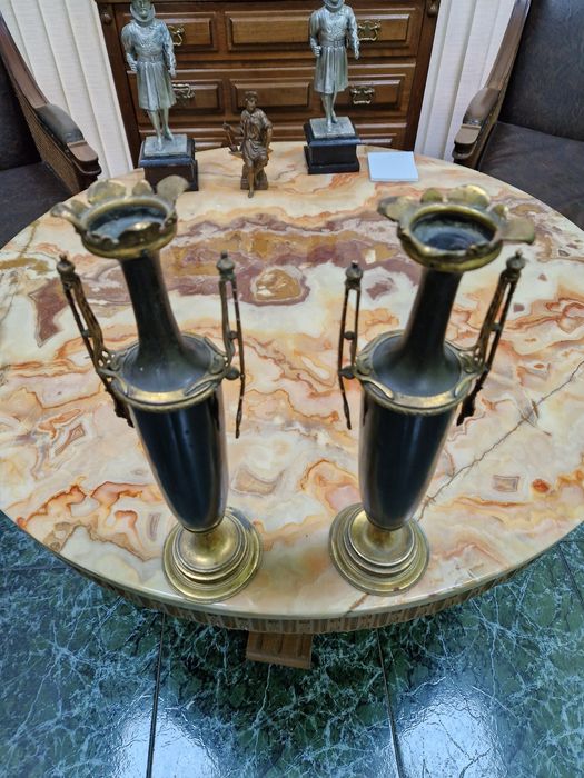 Чифт страхотни антикварни белгийски амфора вази