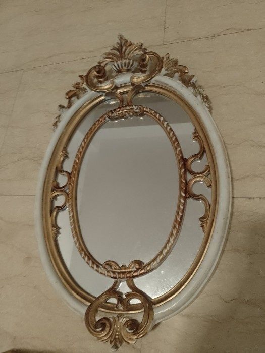 Consola cu oglinda stil Louis ,piese cu