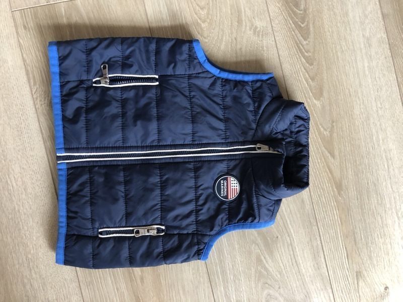 Детски елек  3-6 месеца