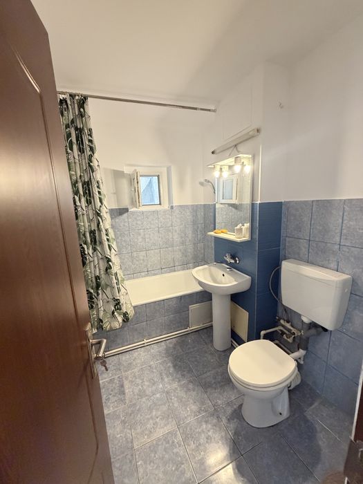 inchiriem apartament 3 camere et2  Ireg