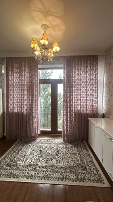 Продается кватира 4/3/5. Юнус-Абад, 17-кв