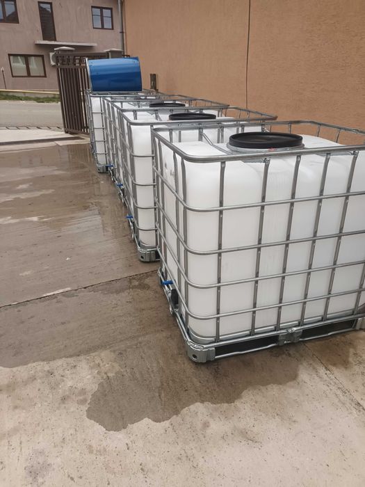 Bazine 1000 litri palet metal /plastic