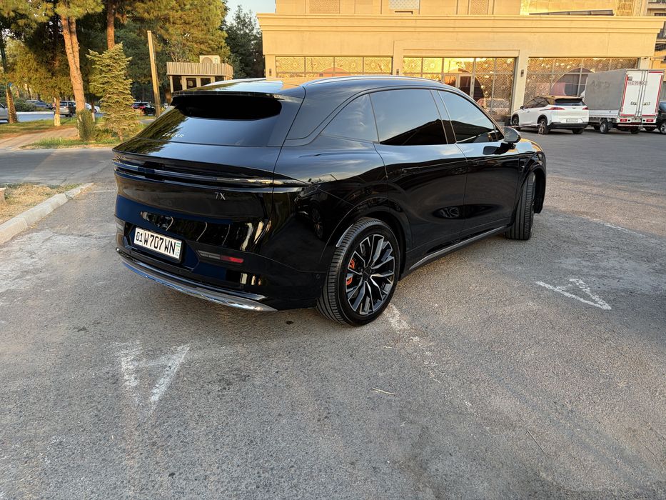 Zeekr 7x full 4vd 705 km zapas xod afitsalnoy diller polni bron pilonk