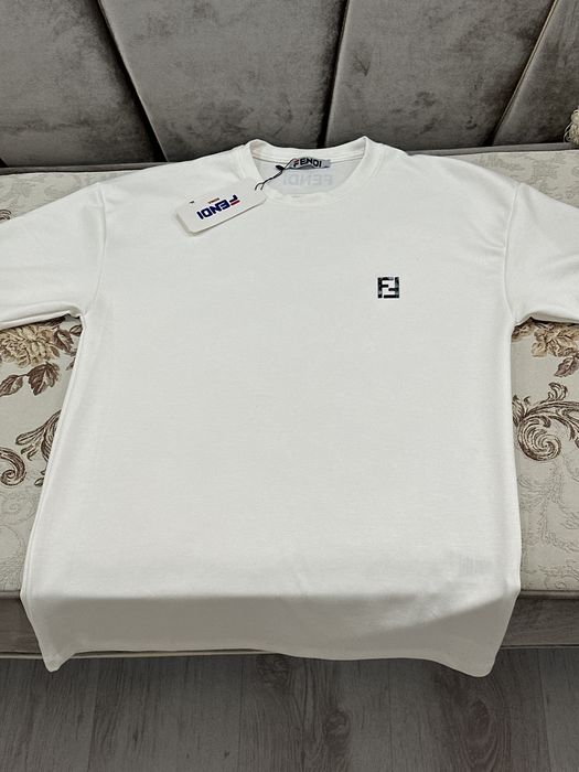 Мъжка маркова фанелка  FENDI
