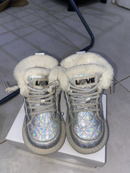 Продам детскую обув в хорошем состоянии