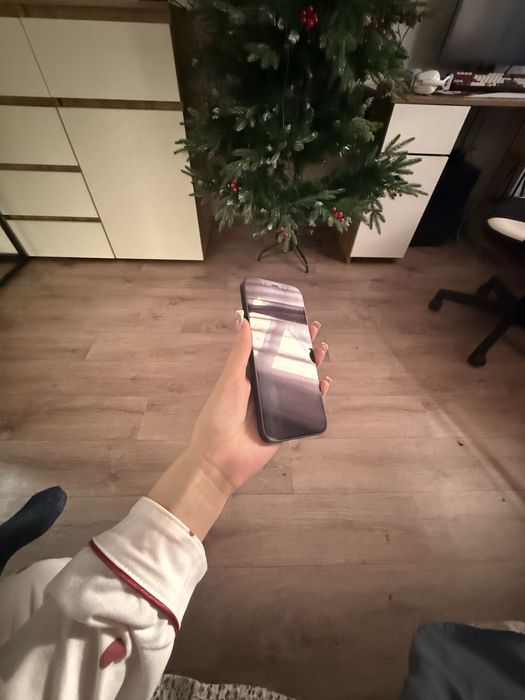 продам iPhone 12 256гб