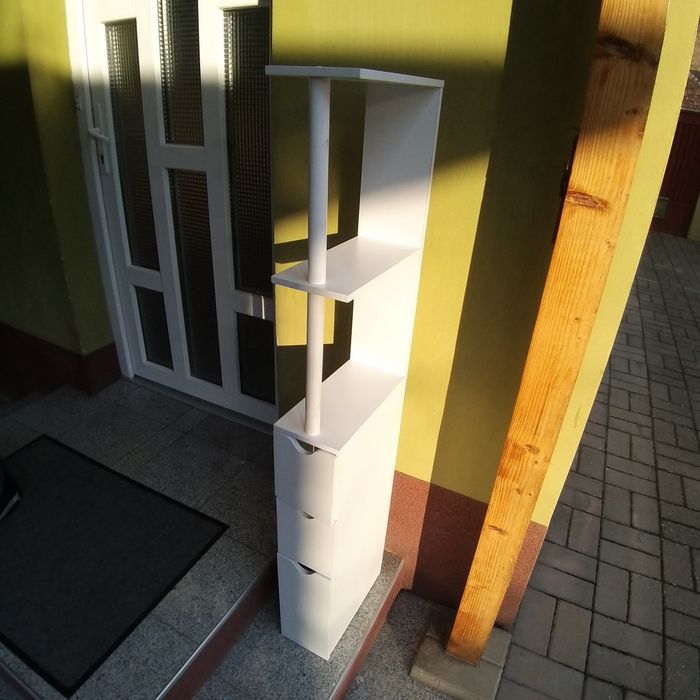 Vând dulăpior dulap alb