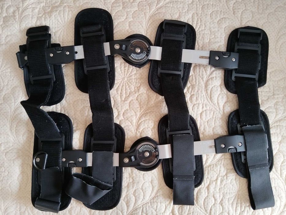 Коленный ортез с регулировкой