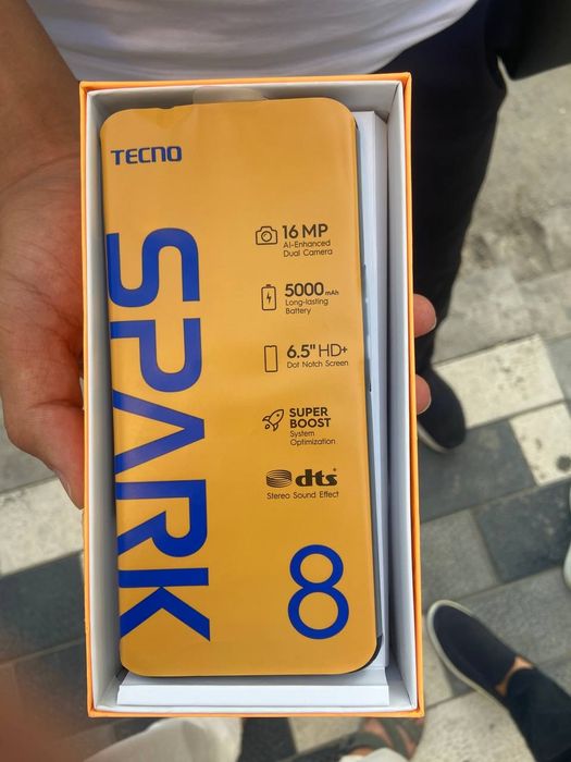 Tecno spark 8 64 gb