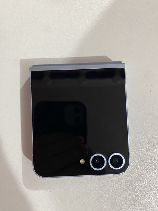 Продам Samsung Z Flip 6 12/256