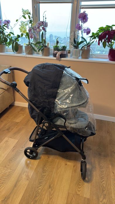 Бебешка количка Cybex Melio със зимно чувалче