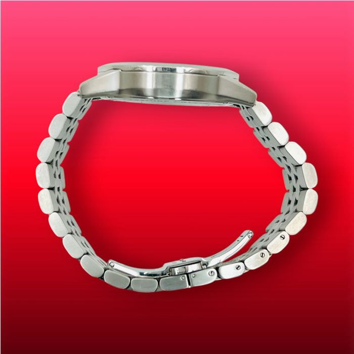 Raymond Weil Freelancer – автоматичен швейцарски часовник