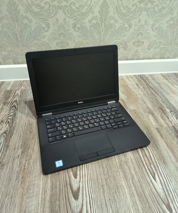 Новый ультрабук Dell/Core i5-6200/SSD/ОЗУ 8гб/подсветка клавиатуры