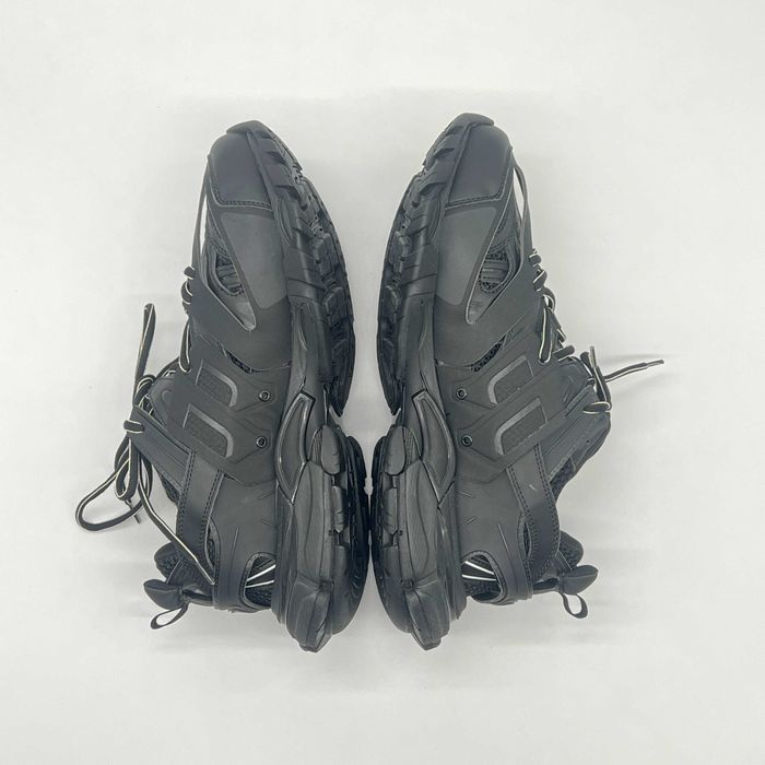 Balenciaga Track Black