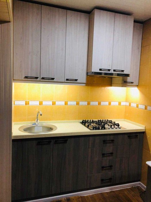 Продаётся квартира Юнусабад18 3 ком кирпичный 77 серия чистим ремонтом