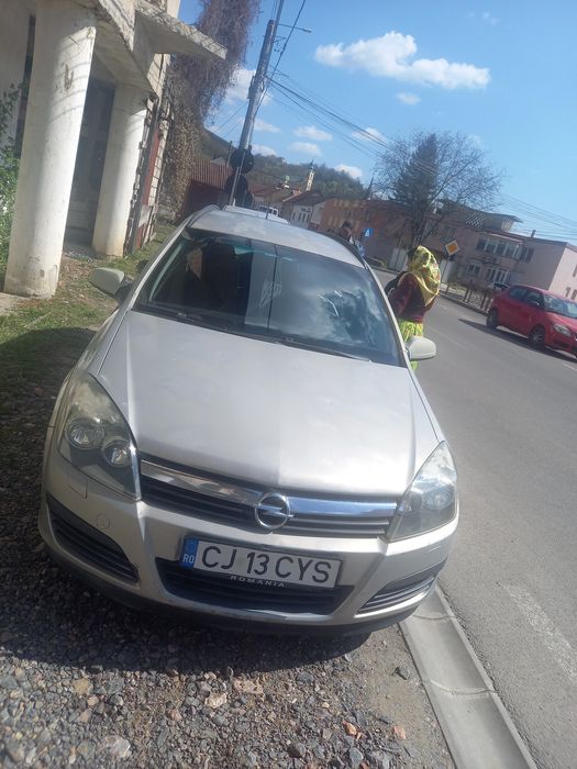 Vand sau schimb opel asta h motor 13 dizel 90 cai mai multe detalii la nr 0769559705