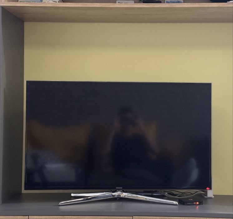 Продавам samsung led full hd smart tv - 101,6 cm (40”)