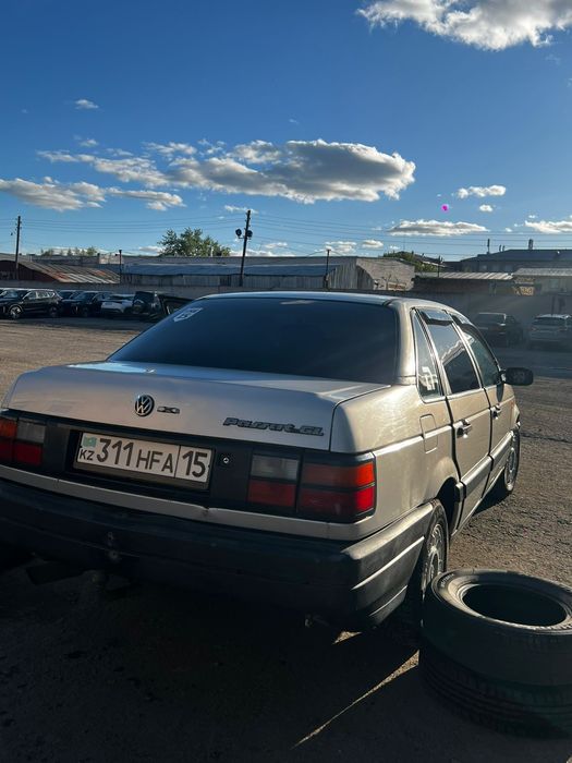 Продам автомобиль VW Passat b3